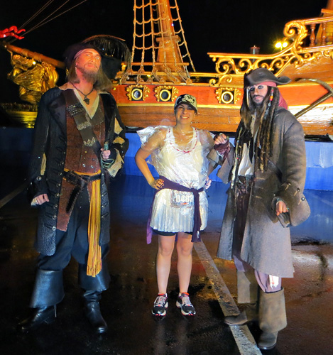 Meeting Captain Jack Sparrow and Captain Hector Barbossa at rundisney wine and dine half marathon at Disney World