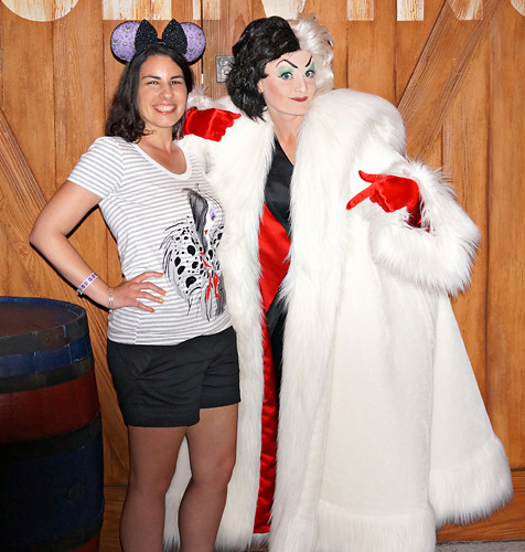 Meeting Cruella at Disney World