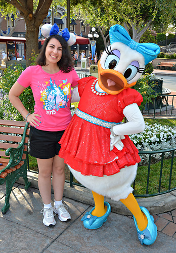 Meeting Daisy Duck at Disneyland