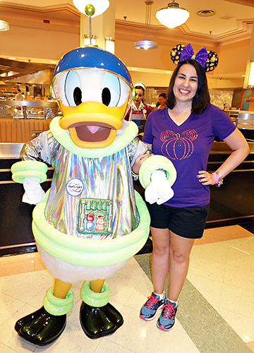 Meeting Donald Duck at Minnie's Halloween Dine at Disney World