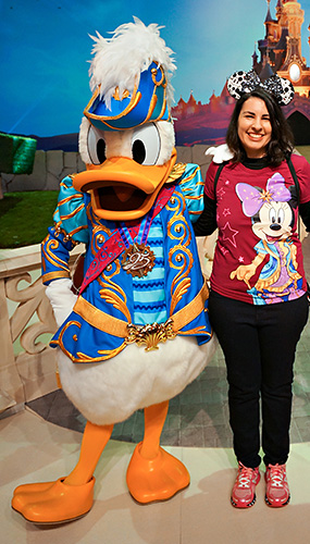 Meeting Donald Duck at Disneyland Paris