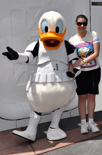 Meeting Star Wars Donald Duck at Disney World