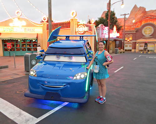 Meeting DJ at Disneyland during rundisney Disneyland 10k