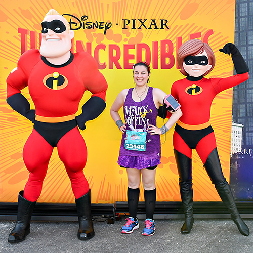 Meeting Mr. Incredible and Mrs. Incredible at rundisney princess half marathon at Disney World