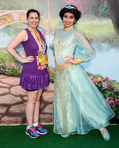 Meeting Jasmine at rundisney princess half marathon 5k at Disney World