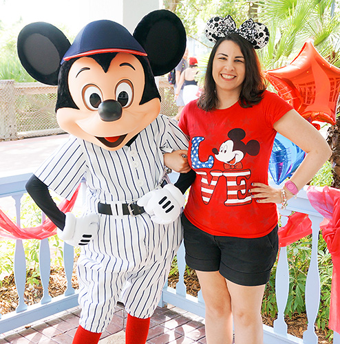 Meeting Mickey Mouse on July 4th at Disney World