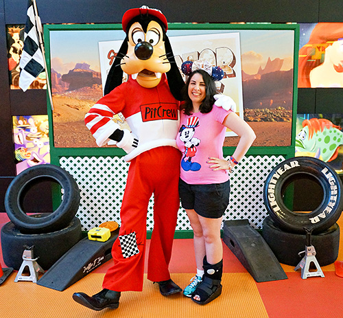 Meeting Goofy at Disney World