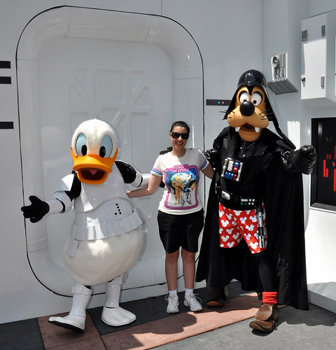 Meeting Star Wars Goofy and Donald Duck at Disney World