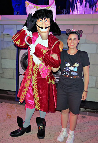 Meeting Captain Hook at Disney World