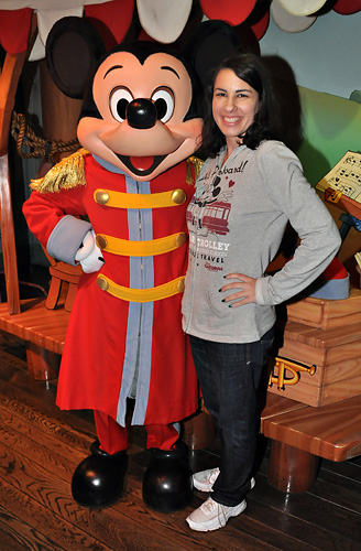 Meeting Mickey Mouse at Disneyland