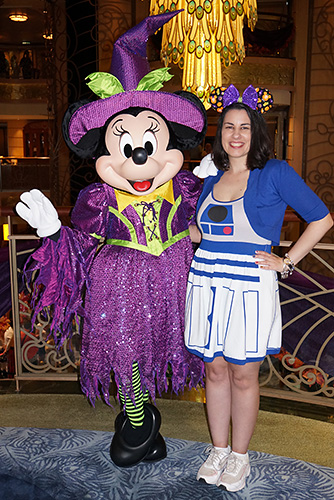 Meeting Minnie Mouse on Disney Cruise Line Fantasy