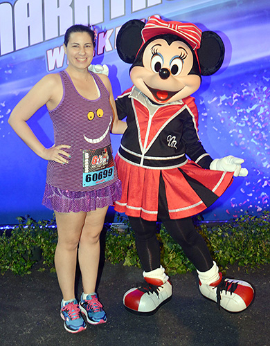 Meeting Minnie Mouse at rundisney WDW 10k at Disney World