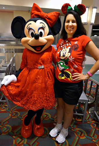 Meeting Minnie Mouse at Minnie's Holiday Dine at Disney World