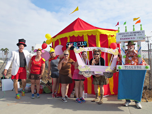 Meeting Circus themed cheerers at Disneyland during rundisney Disneyland Half