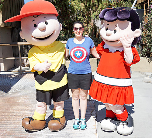 Meeting Charlie Brown and Lucy at Knott's Berry Farm