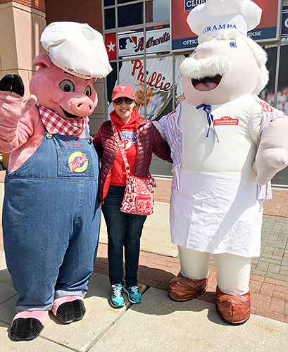 Meeting Smiley Hatfield Pig and Grandpa Stroehmann at Phillies game