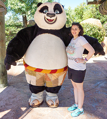 Meeting Po Kung Fu Panda at Universal Studios