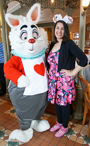 Meeting White Rabbit at Disneyland Paris
